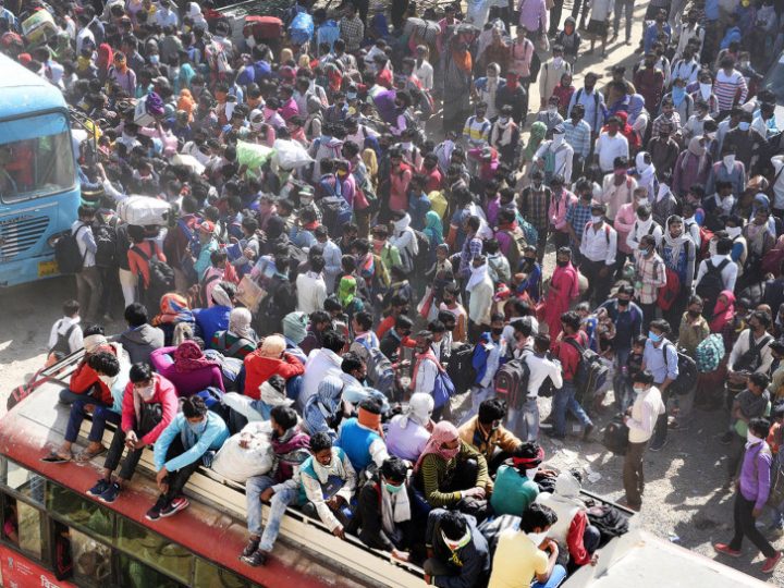 पेट पालने को बड़े शहरों में ‘बाहरी’ बने करोड़ों बिहारी मजदूर, सरकारों को नहीं आई शर्म