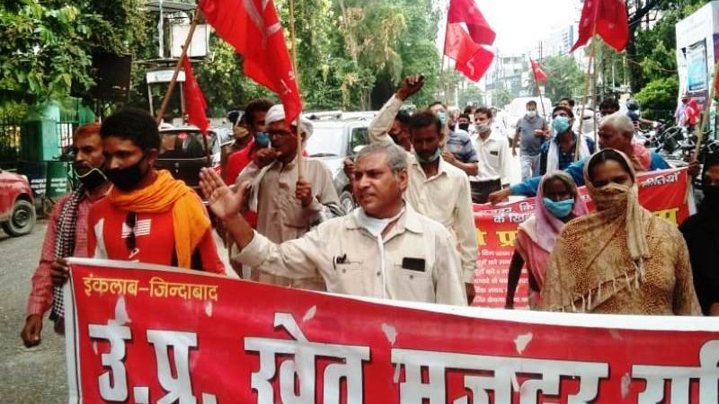 उत्तरप्रदेश: बरेली में खेत मजदूर यूनियन ने किया प्रदर्शन, बीटीयूएफ ने दिया ज्ञापन