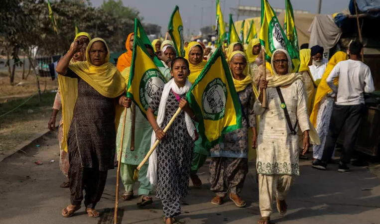 किसान आंदोलन के 8 महीने हुए पूरे, जतंर-मंतर पर आज महिलाओं के हाथों में ”किसान संसद” की कमान